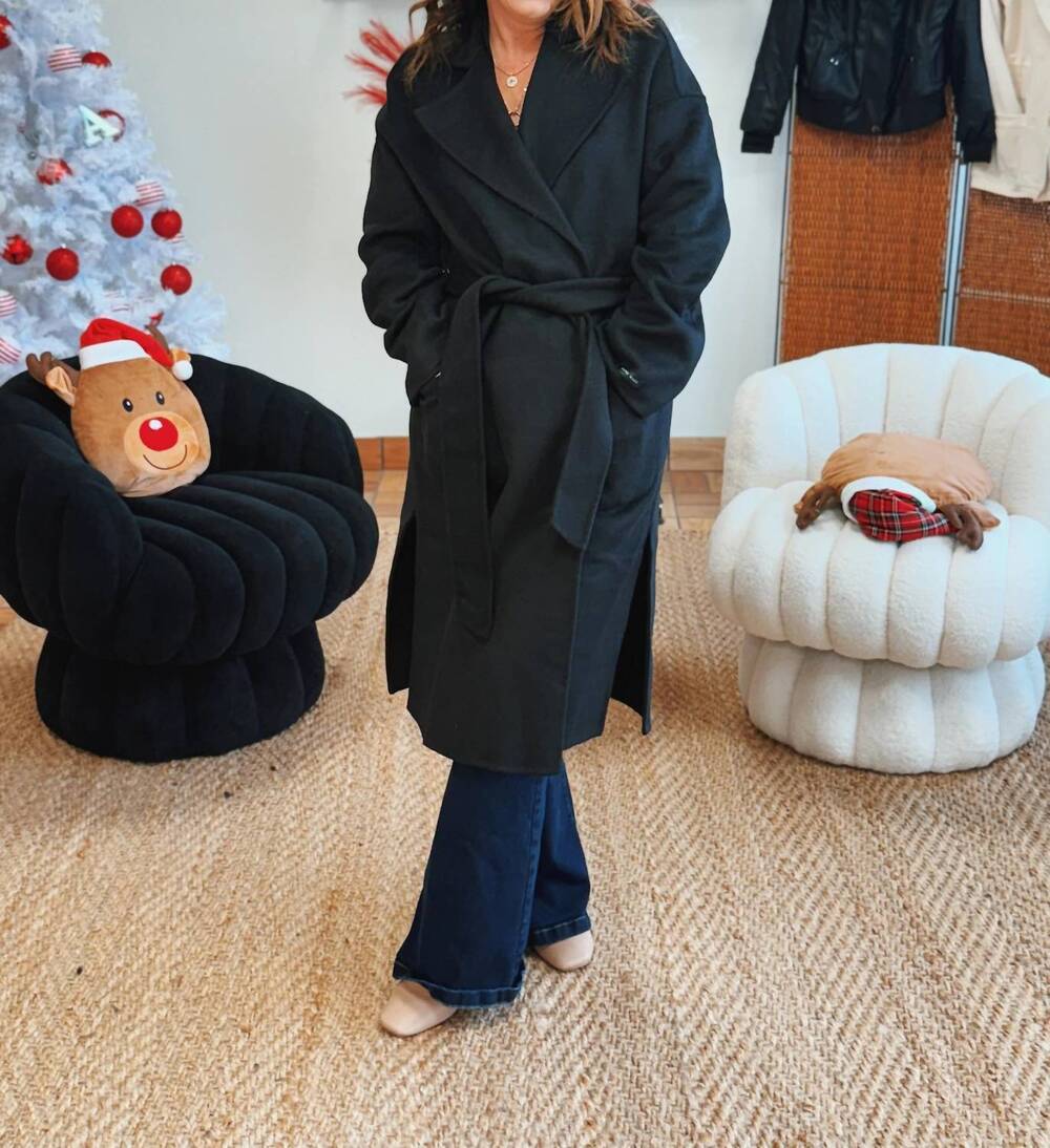 NEW BLUIVY the gentle arrival coat in black